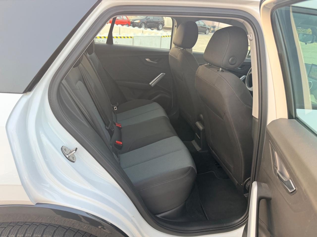 Audi Q2 30 TDI Business Design