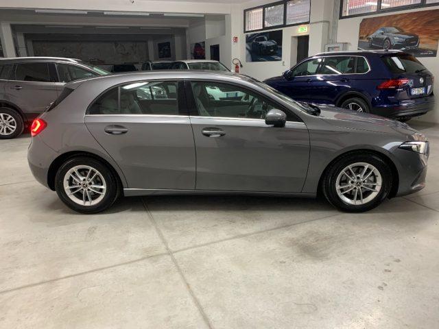 MERCEDES-BENZ A 180 d Automatic Business Extra