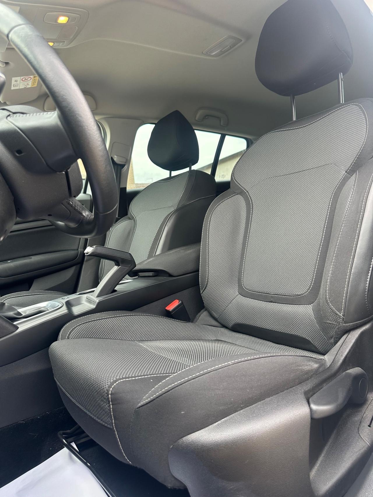 Renault Megane Mégane Sporter Blue dCi 115 CV Business