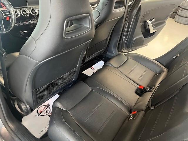 Mercedes-benz A 180 d AUTOMATIC BUSINESS PELLE + PACCHETTO LUCI INTERNO