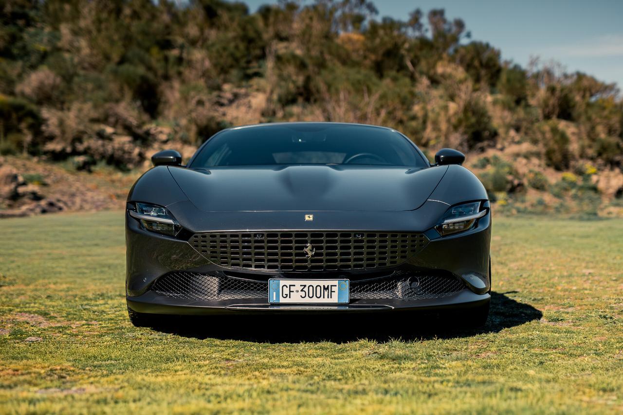 Ferrari Roma pari al nuovo PERMUTE 3.9 620 CV full stupenda garanzia ferrari