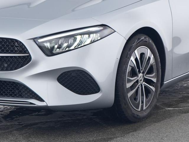 MERCEDES-BENZ A 180 Automatic Progressive Advanced