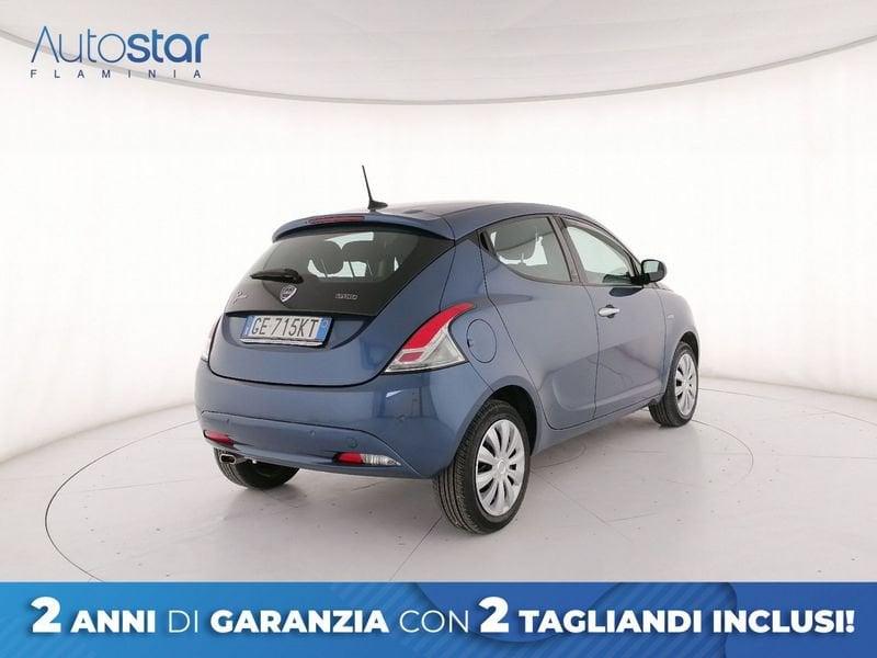 Lancia Ypsilon 1.0 firefly hybrid Gold s&s 70cv