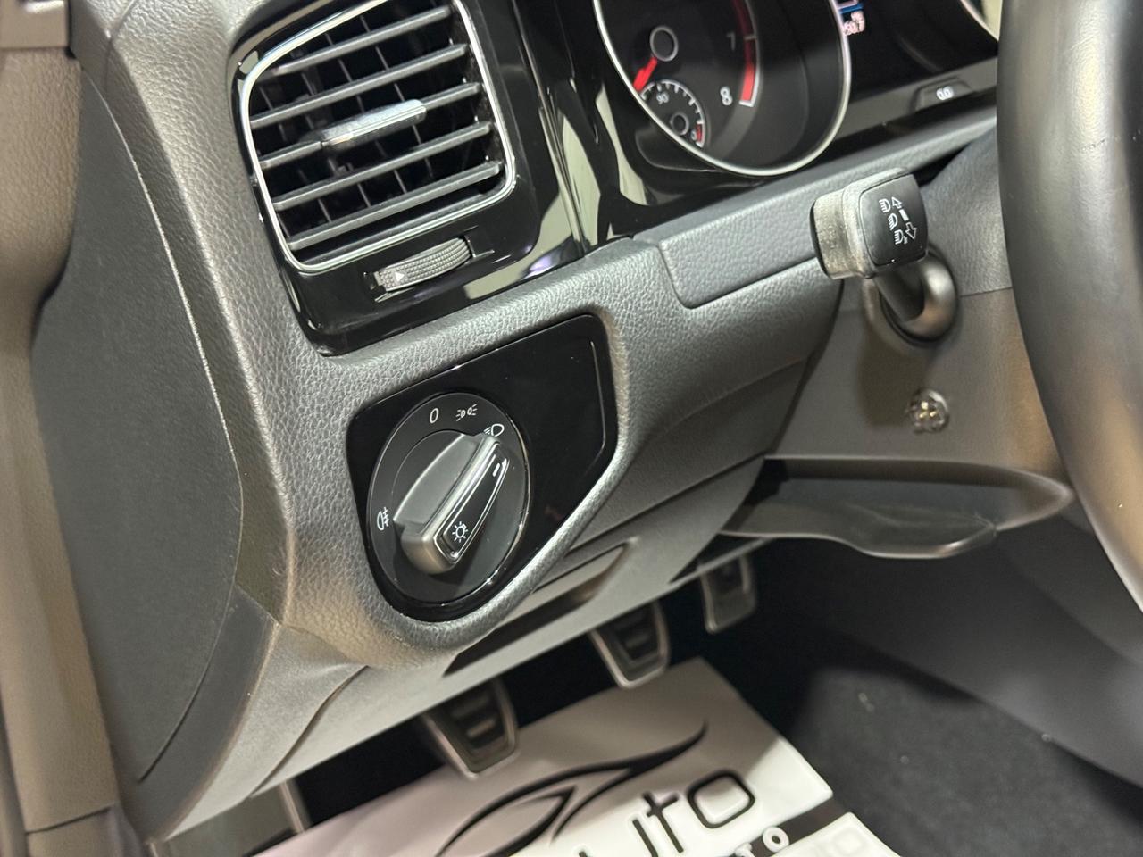 Volkswagen Golf 1.5 TSI ACT 150 cv R Line