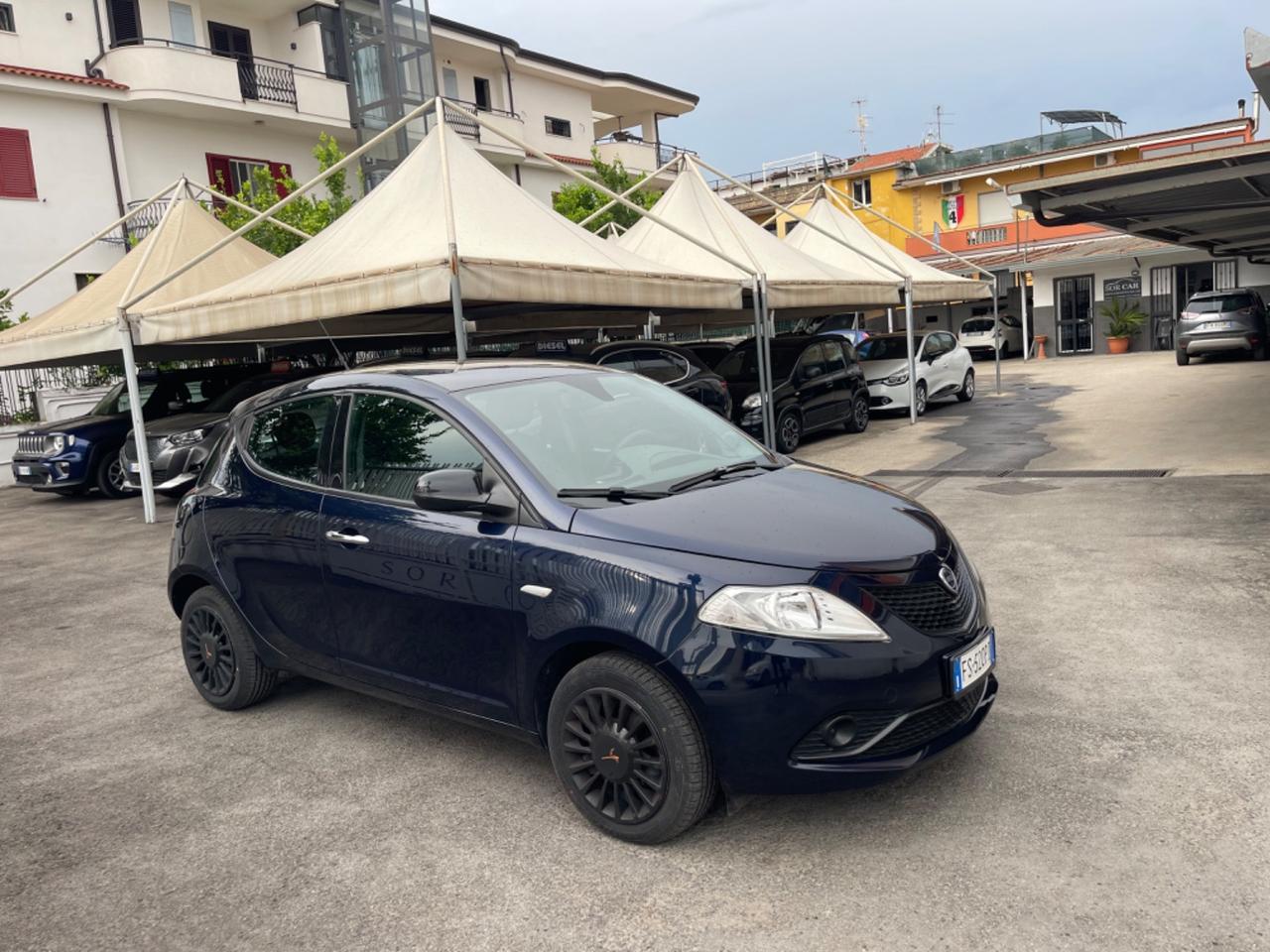 Lancia Ypsilon 1.2 69 CV 5 porte S&S Gold KM CERTIFICATI!!!