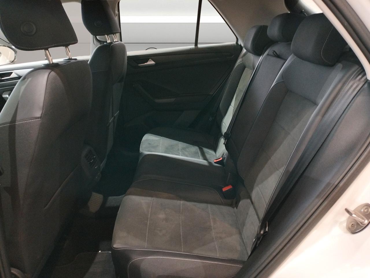 Volkswagen T-Roc 2.0 tdi Style 115cv *NEOPATENTATI*