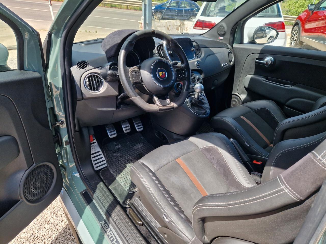 Abarth 695 1.4 Turbo T-Jet 180 CV 70°