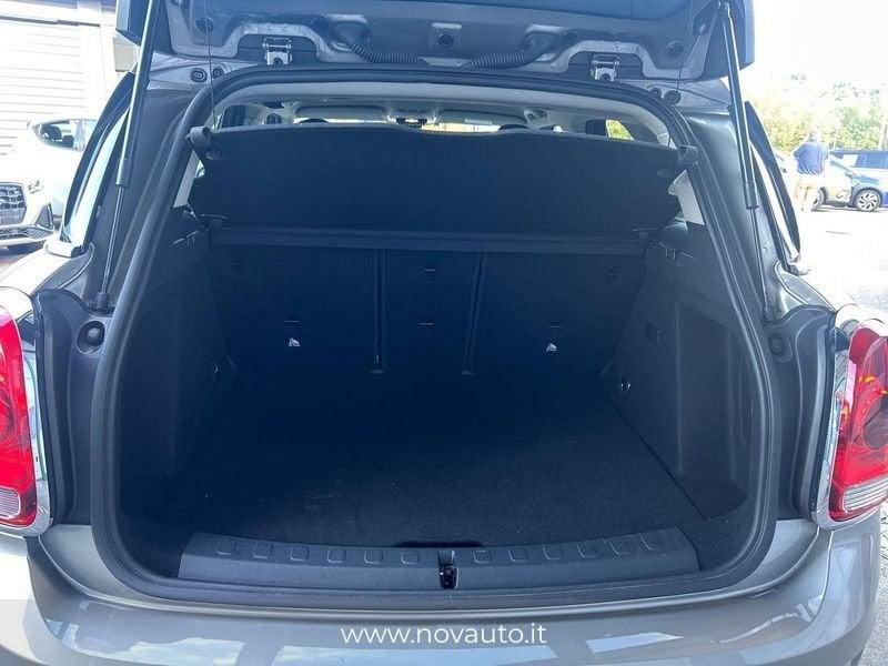MINI Countryman Cooper S E ALL4 automatica