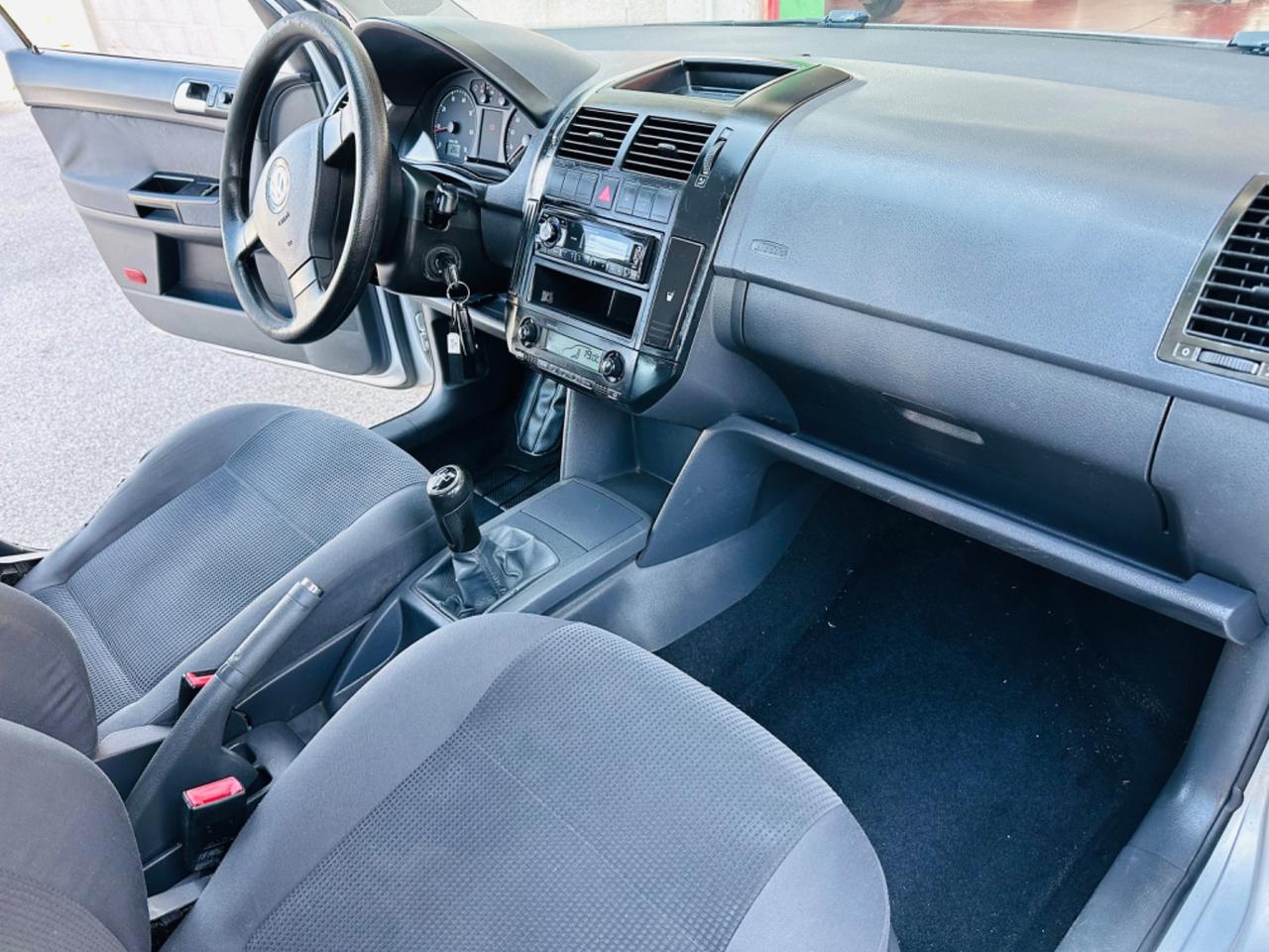 Volkswagen Polo 1.4/80CV 16V 5p. BiFuel GPL
