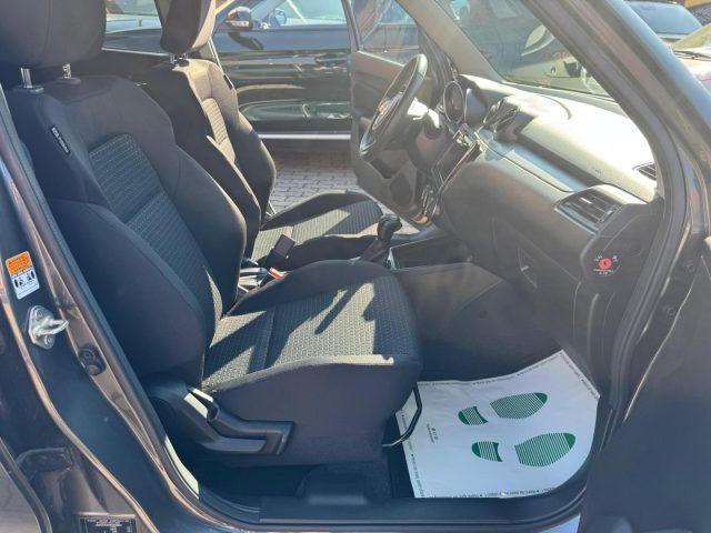 SUZUKI Swift 1.2 Hybrid CVT Top