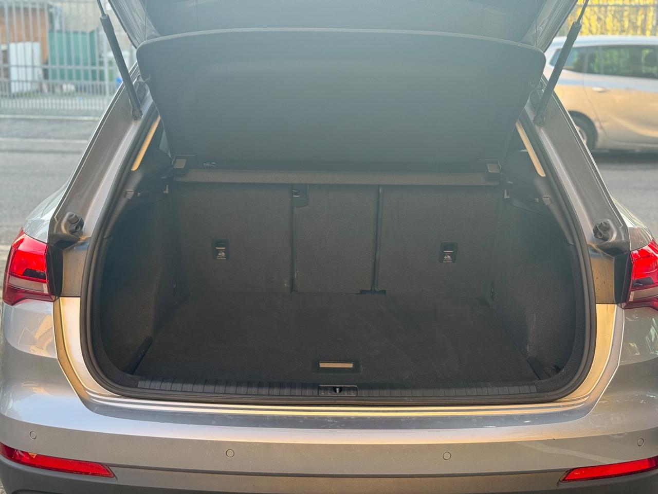 Audi Q3 35 TFSI S line edition