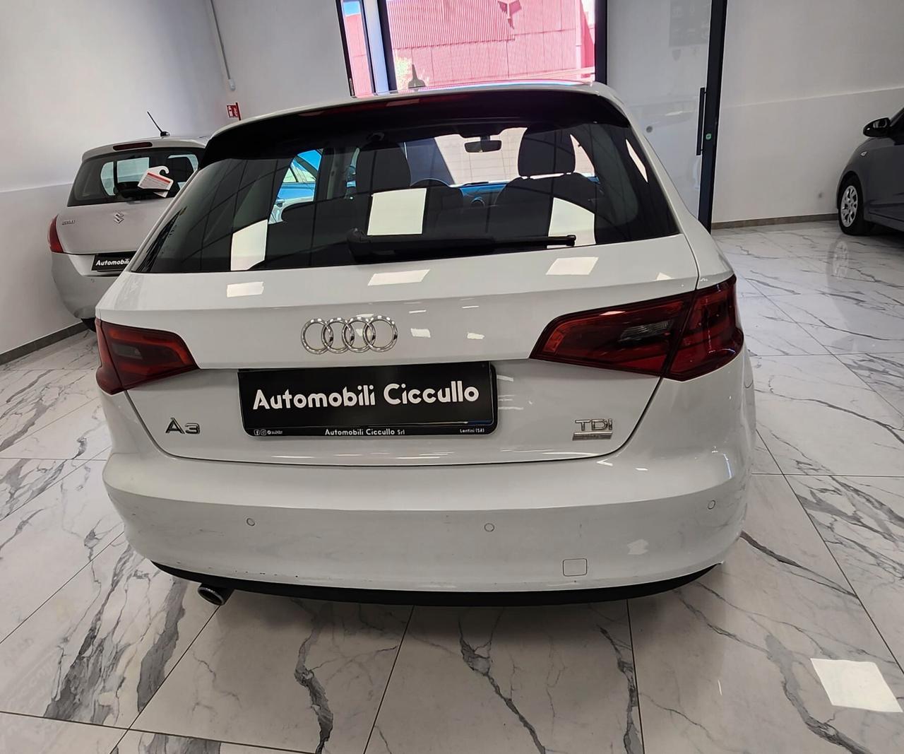 Audi A3 SPB 1.6 TDI clean diesel Attraction
