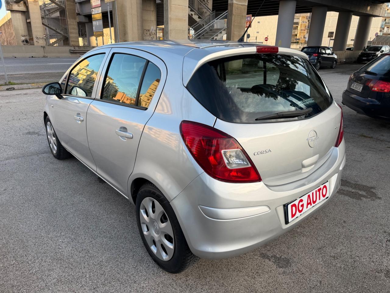 Opel Corsa 1.3 CDTI 75 cv 2009
