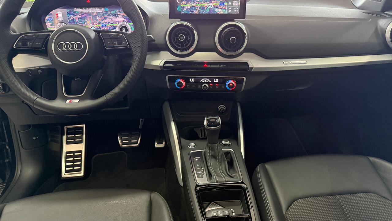 Audi Q2 35 TDI S tronic Identity Black TETTO