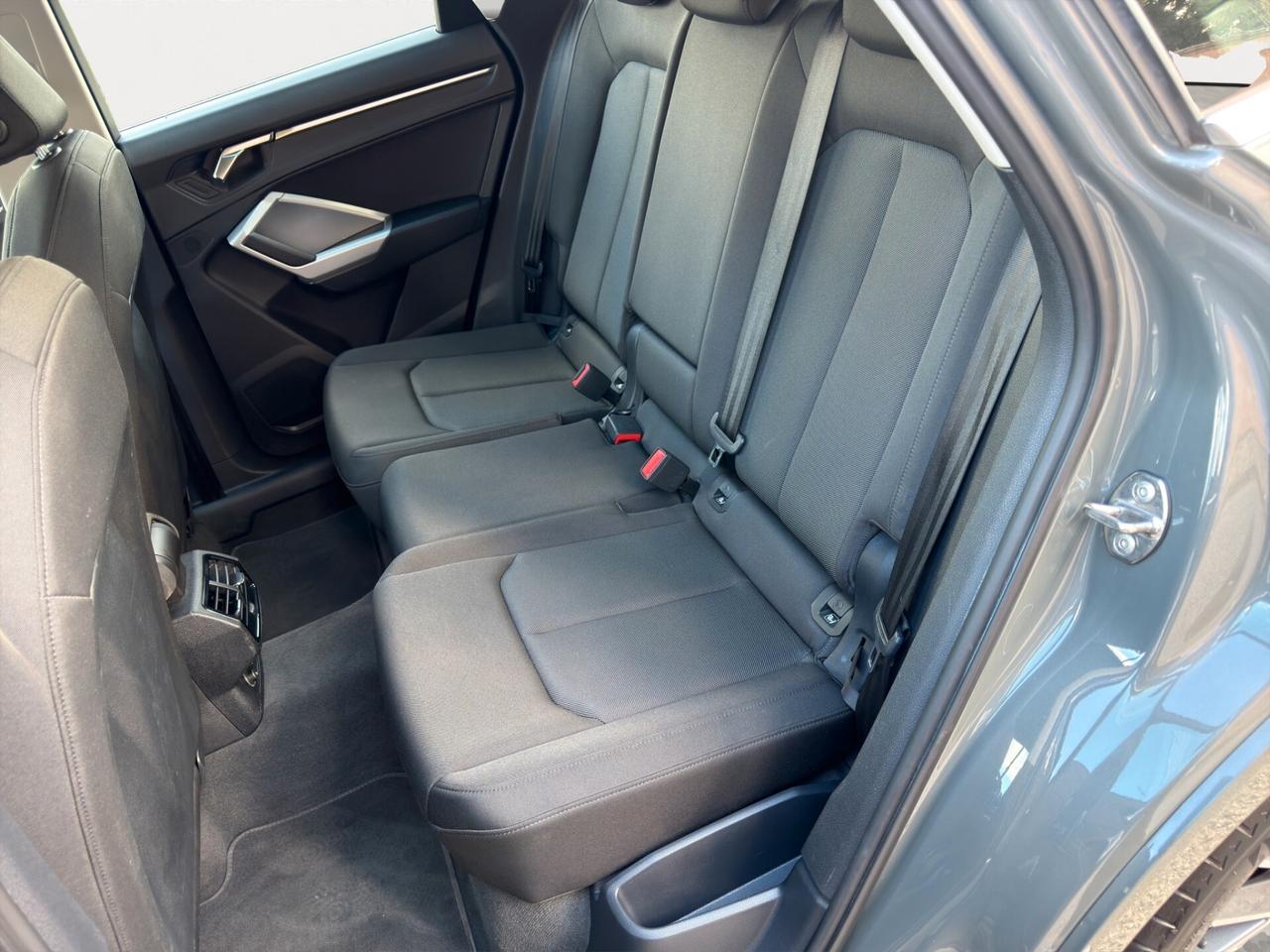 Audi Q3 35 TDI S-tronic S-line edition - 2022