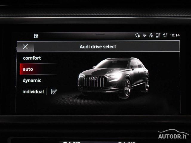 AUDI Q3 45 TFSIe S-Tronic 2xS-Line Retrocamera, Cerchi 19"