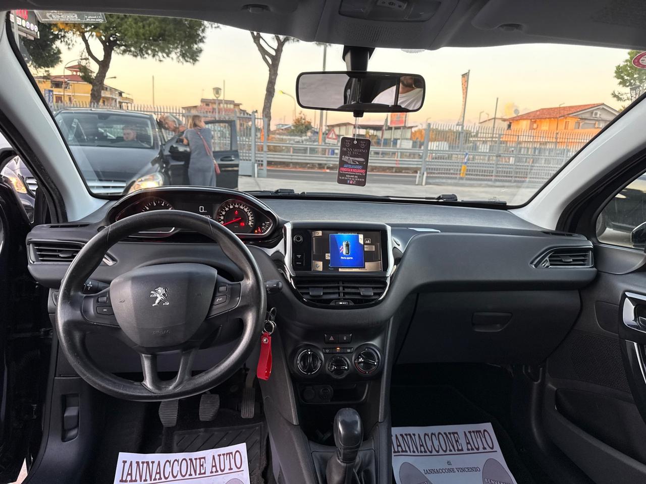 Peugeot 208 2014 140 mila km