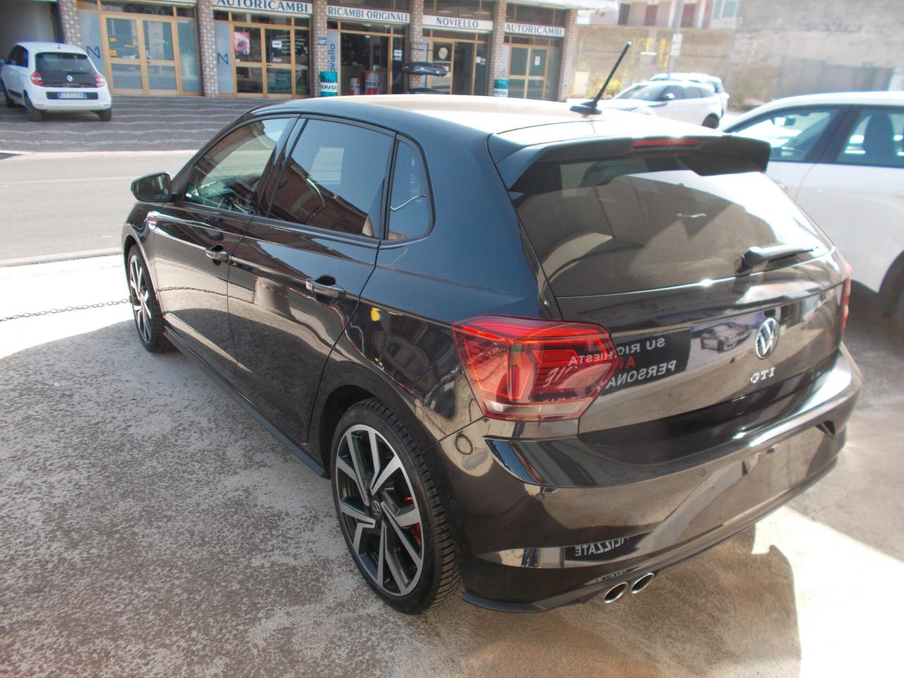 Volkswagen Polo 2.0 TSI DSG GTI