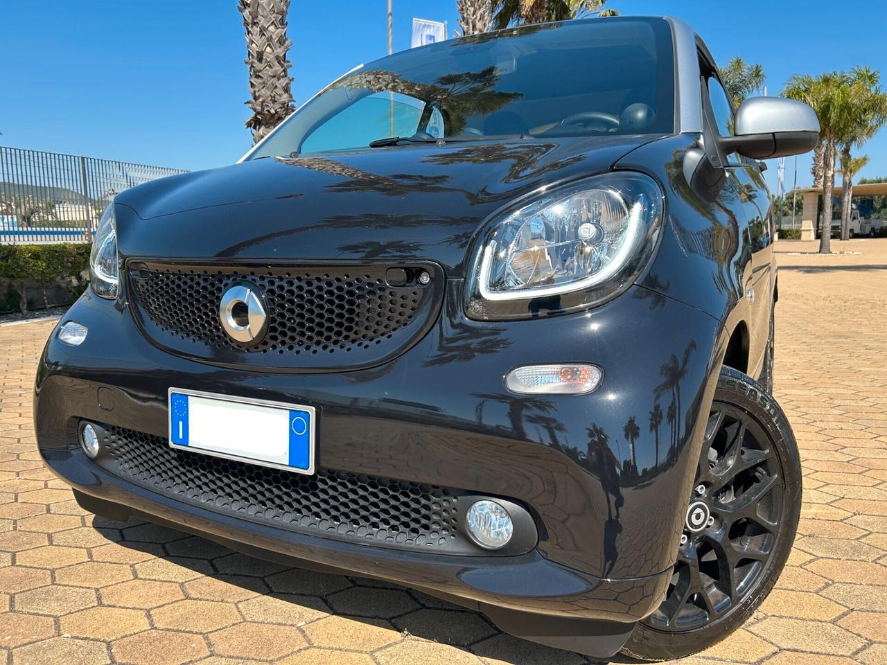 Smart ForTwo 70CV Passion AUTOM.F1 LED NAV C.16