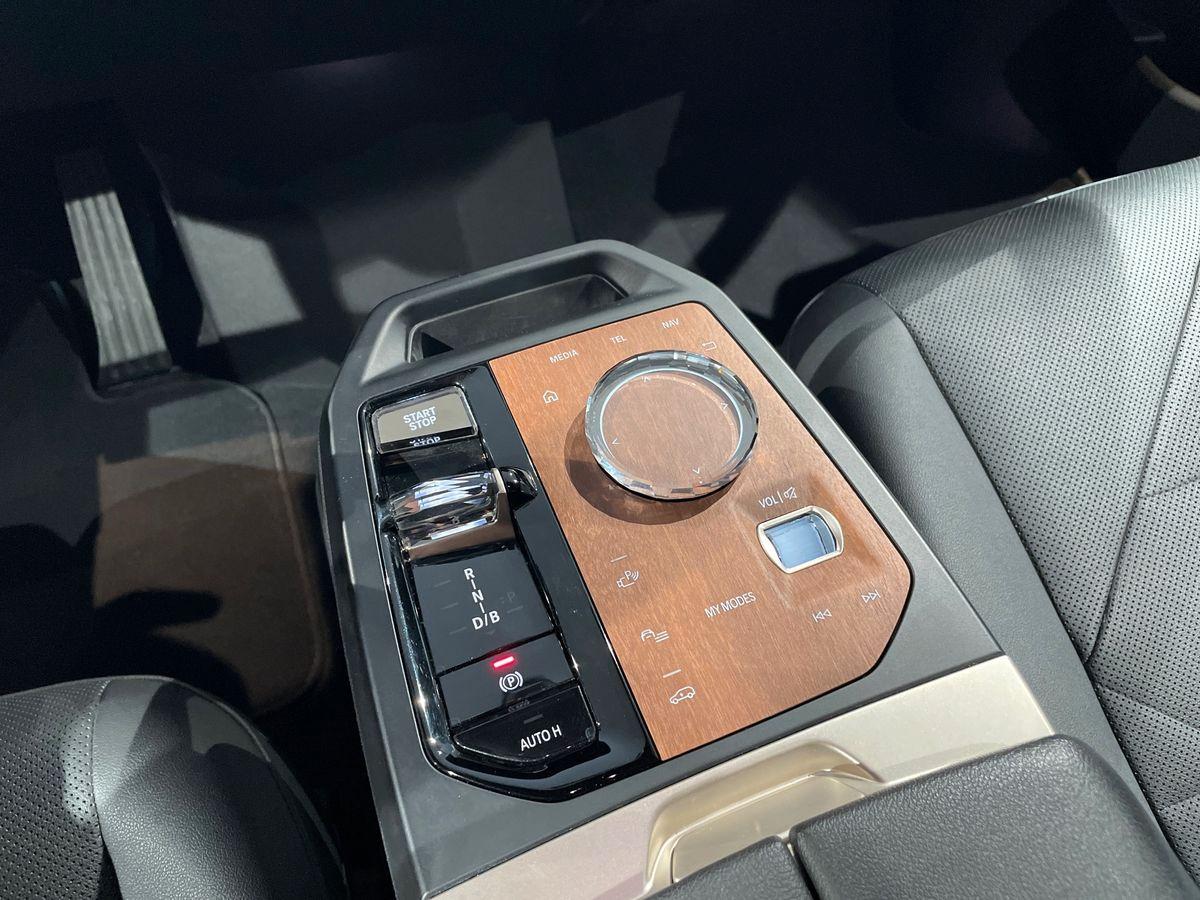 BMW iX i20 2021 - iX xdrive50