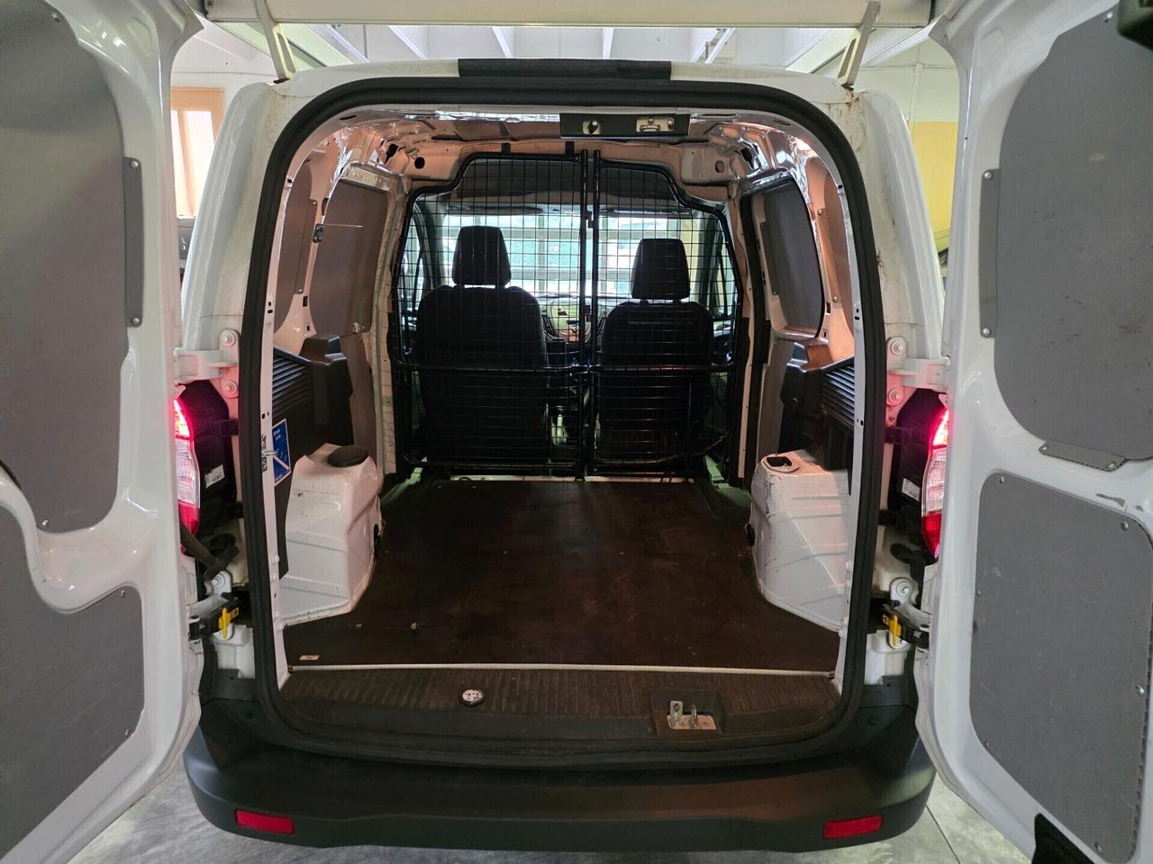 Ford Transit Courier furgone autocarro N1 2posti volume variabile