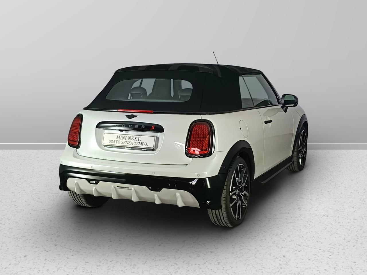 MINI Mini Cooper Cabrio F67 - Mini Cooper Cabrio 2.0 S JCW auto