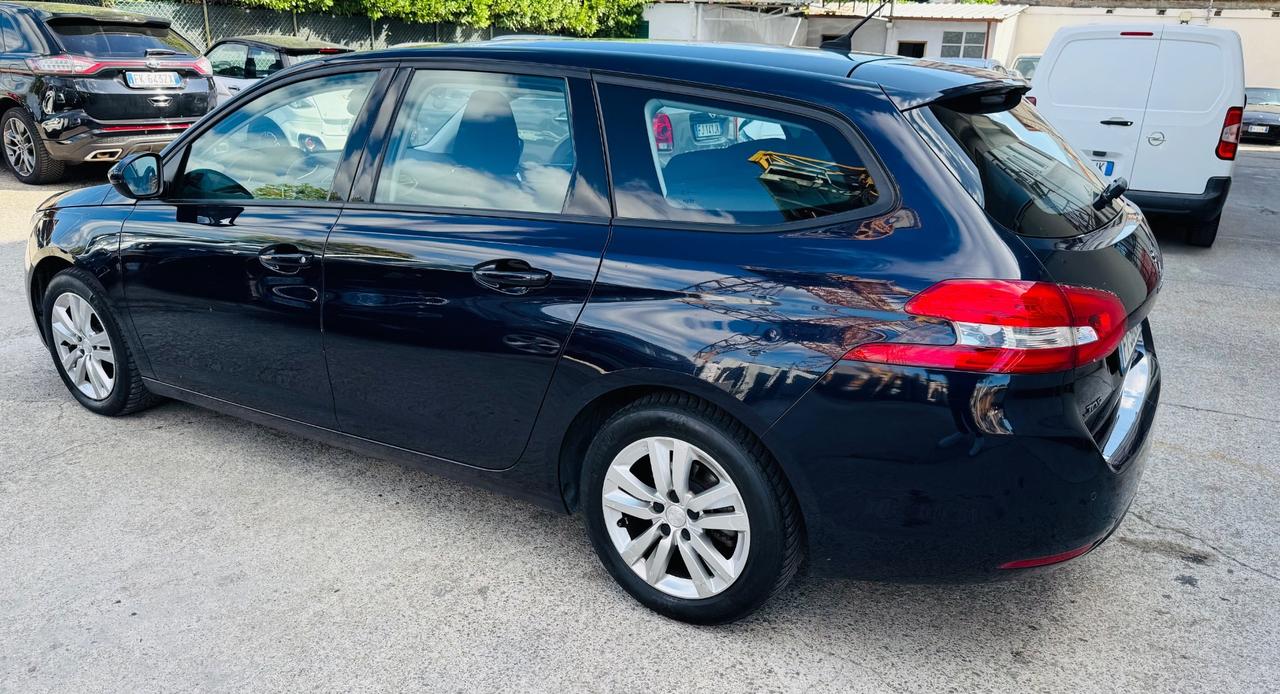 Peugeot 308 BlueHDi 120 S&S SW Allure