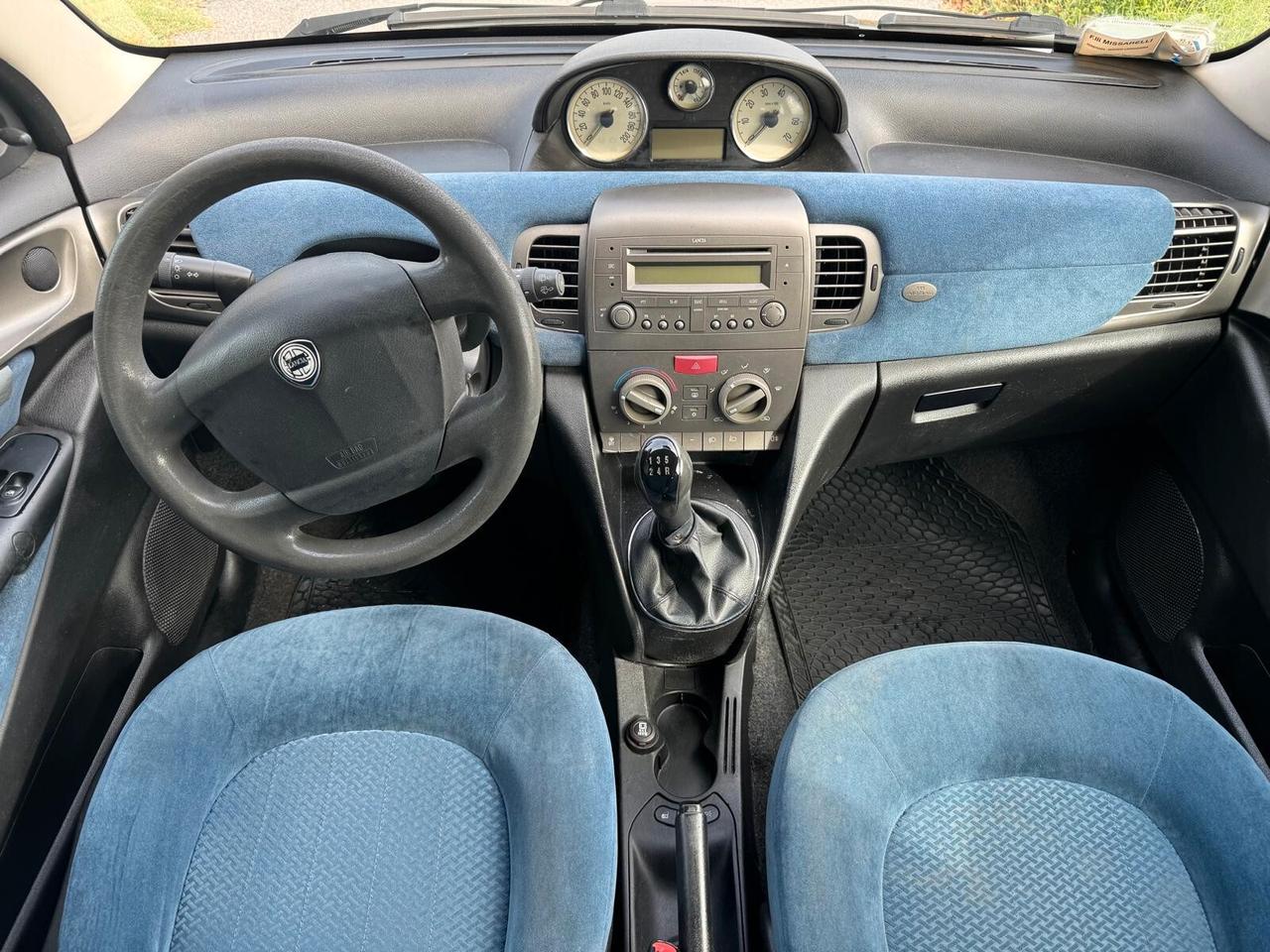 Lancia Ypsilon adatta a neopatentati