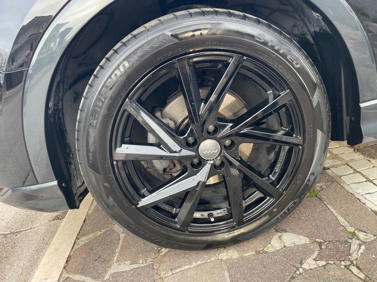 Audi Q3 35 TDI quattro S line edition