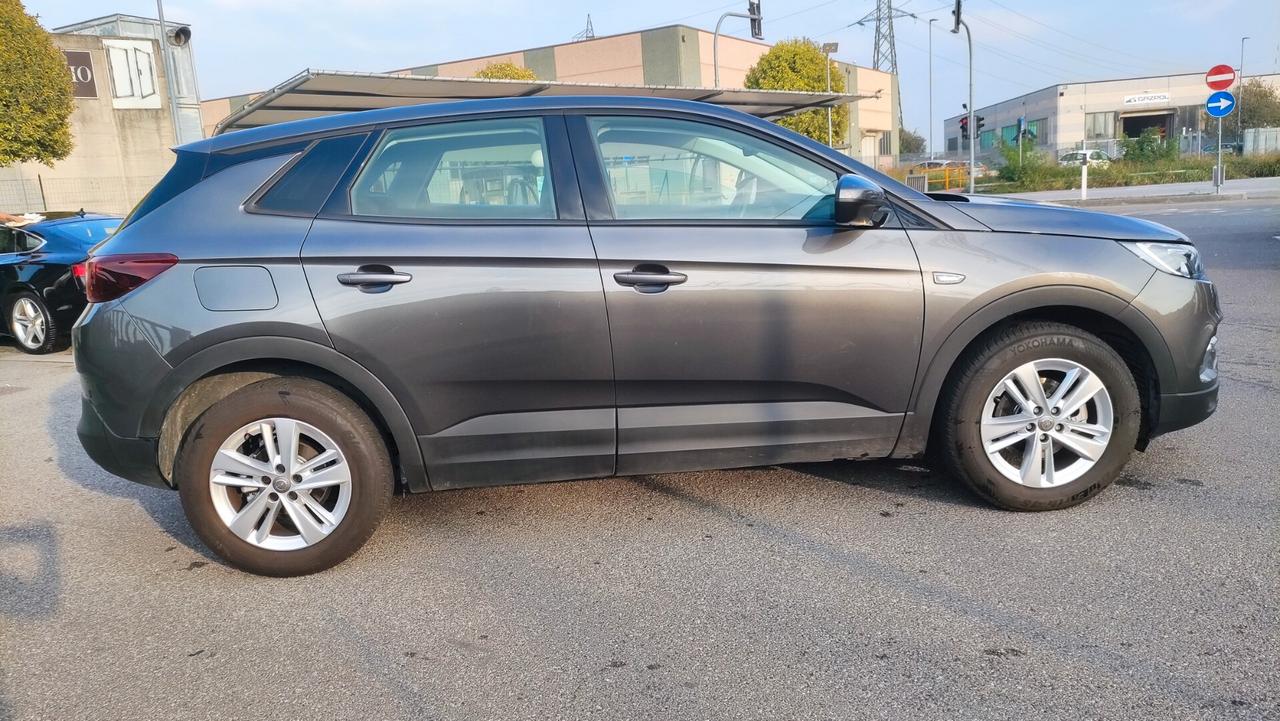Opel Grandland X 1.2 Turbo AUTOMATICA NEOPATENTATI - 2019