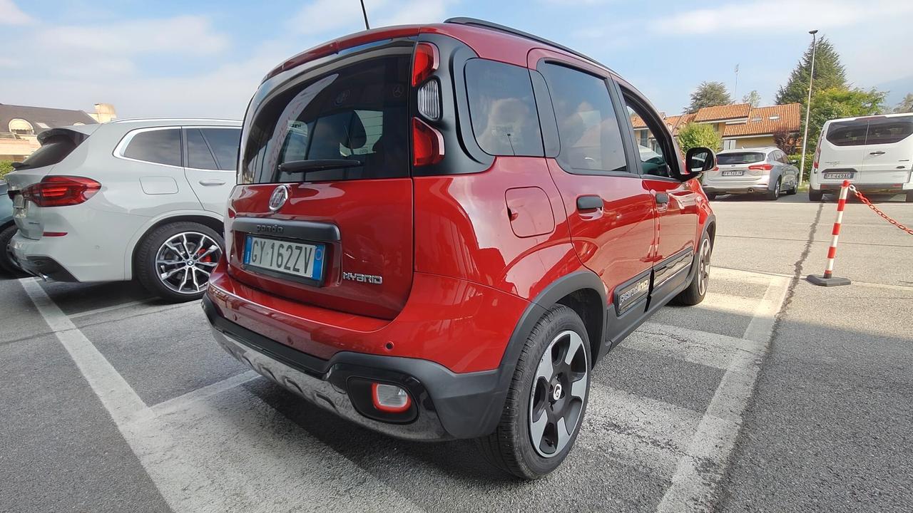 Fiat Panda Cross 1.0 FireFly S&S Hybrid 2025