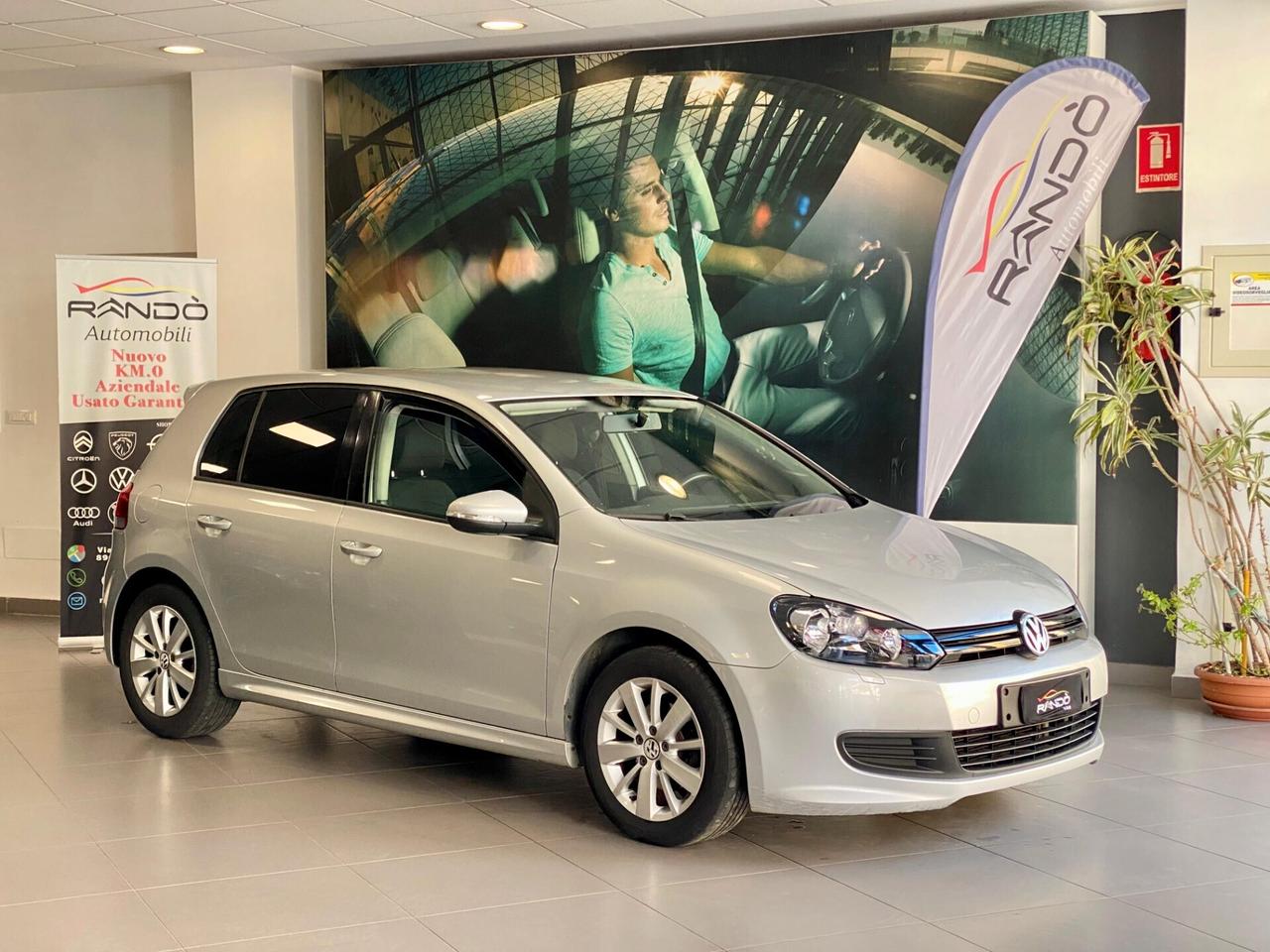 Volkswagen Golf 6 1.6 TDI 105CV 5P. Comfortline