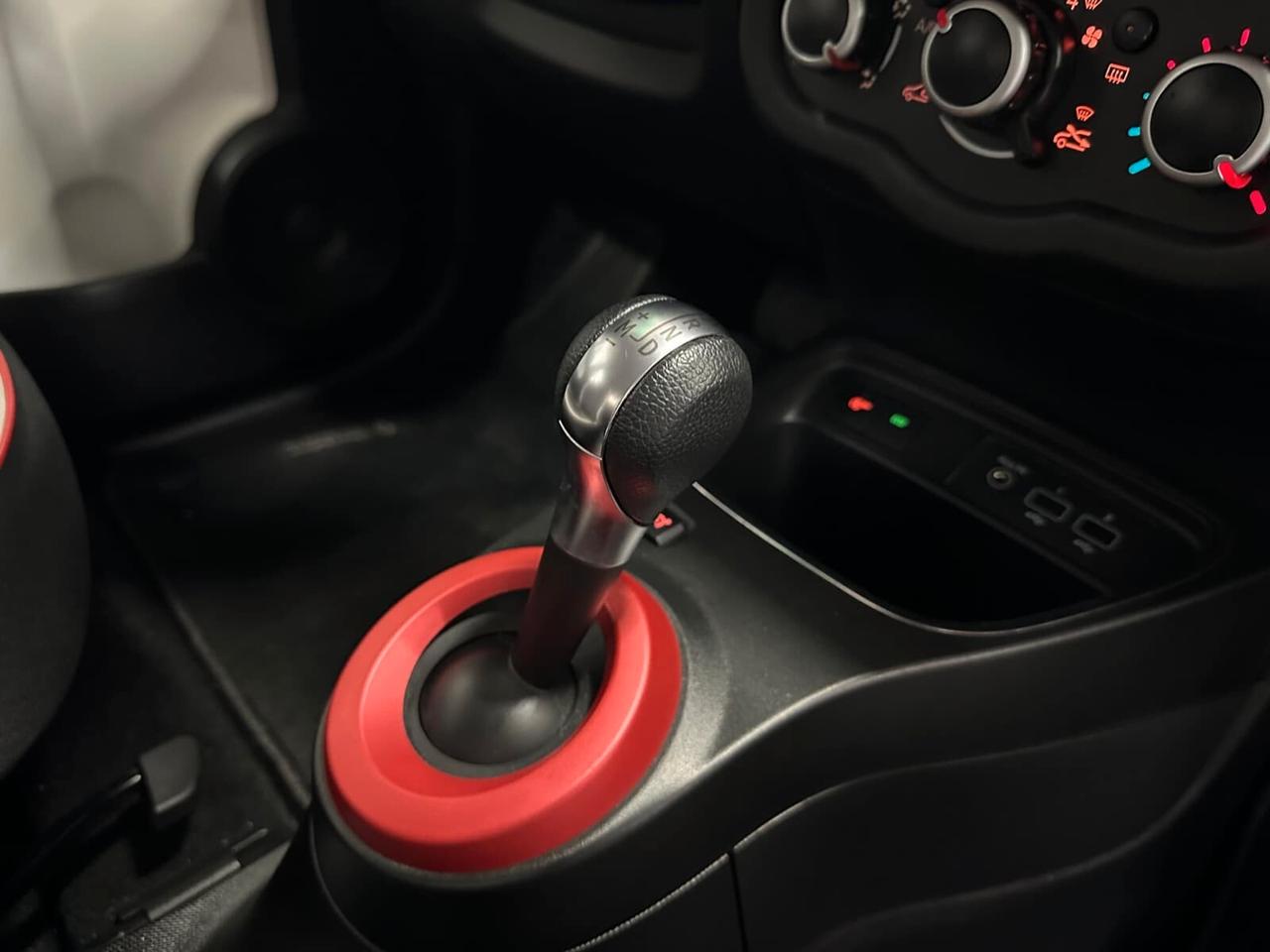 Renault Twingo TCe 95 CV EDC Intens