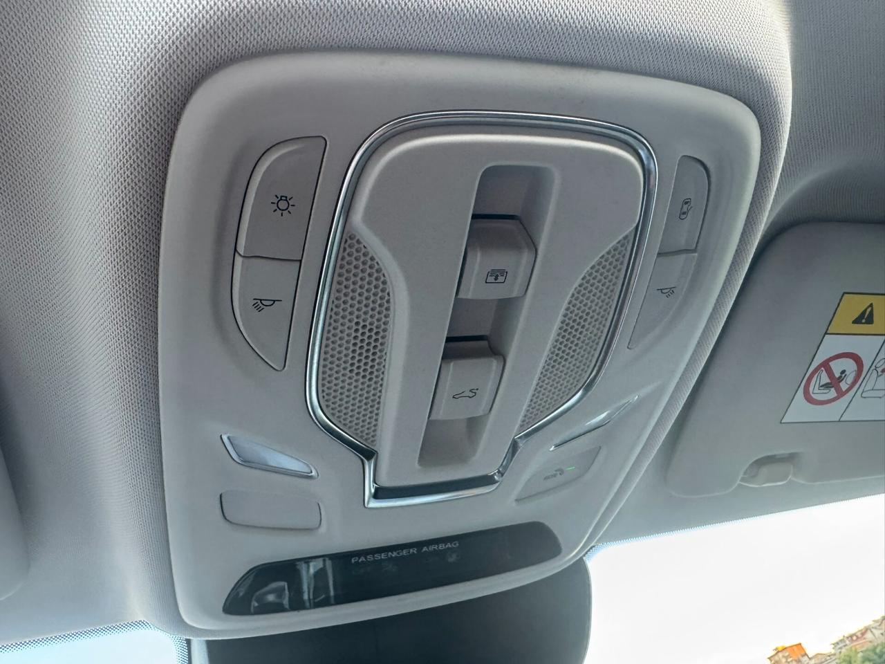 Mg EHS Plug-in Hybrid Luxury