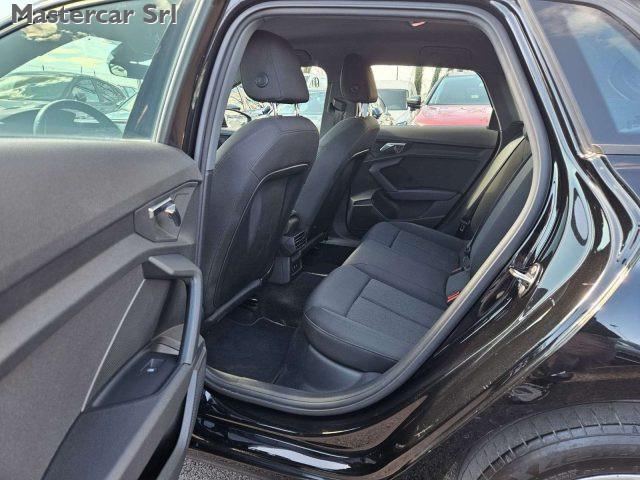 AUDI A3 BERLINA 35 TFSI 150cv S TRONIC BUSINESS - GL727SW