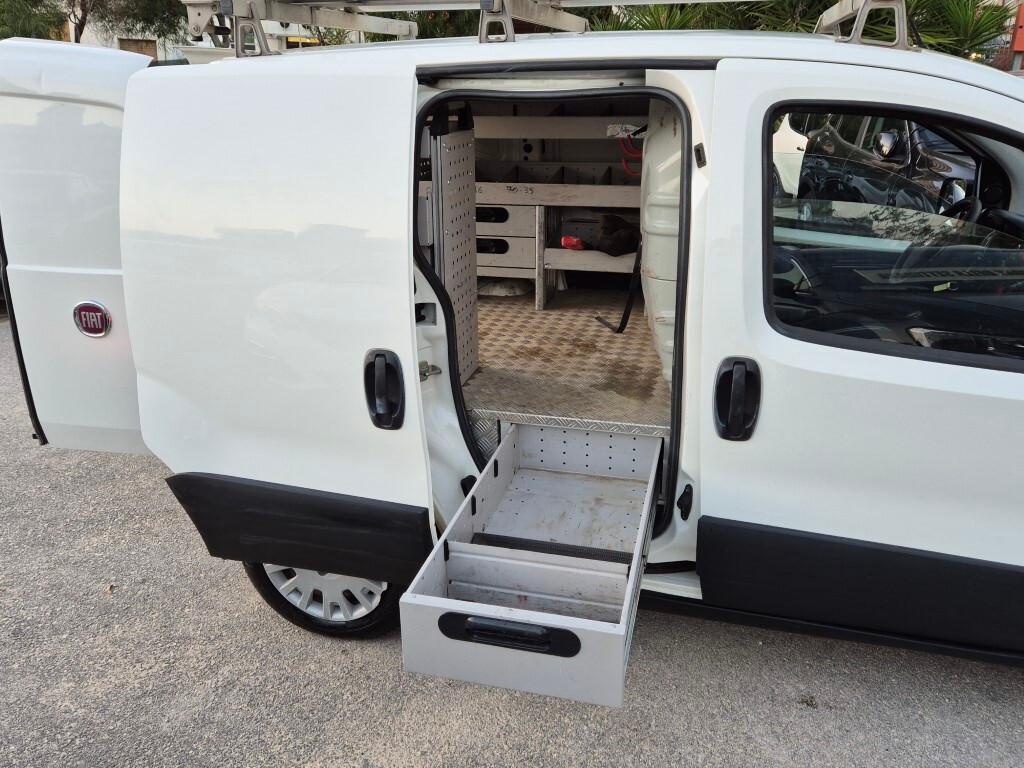 Fiat Fiorino 1.3 MJTD 95CV SCAFFALI ALLESTITO