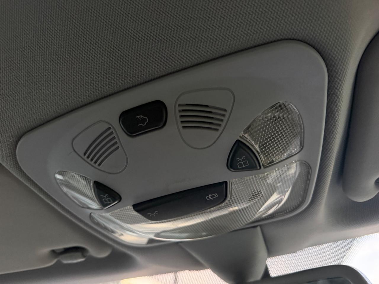 Mercedes-Benz C 220 CDI Automatica – 136.000 km