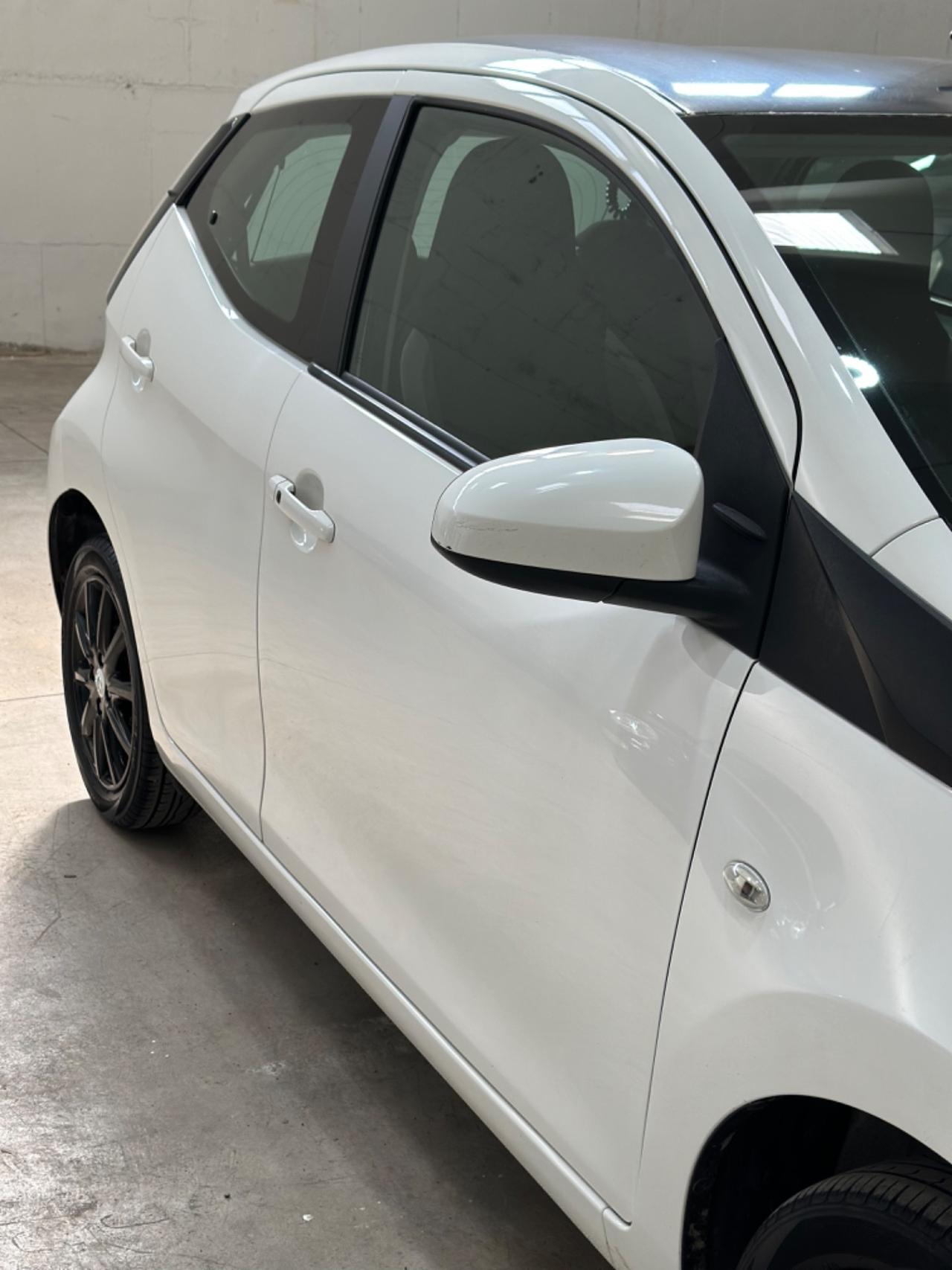 Toyota AYGO 1.0 VVT-i 69 CV 5P FULLOPT KMCERT NAVI