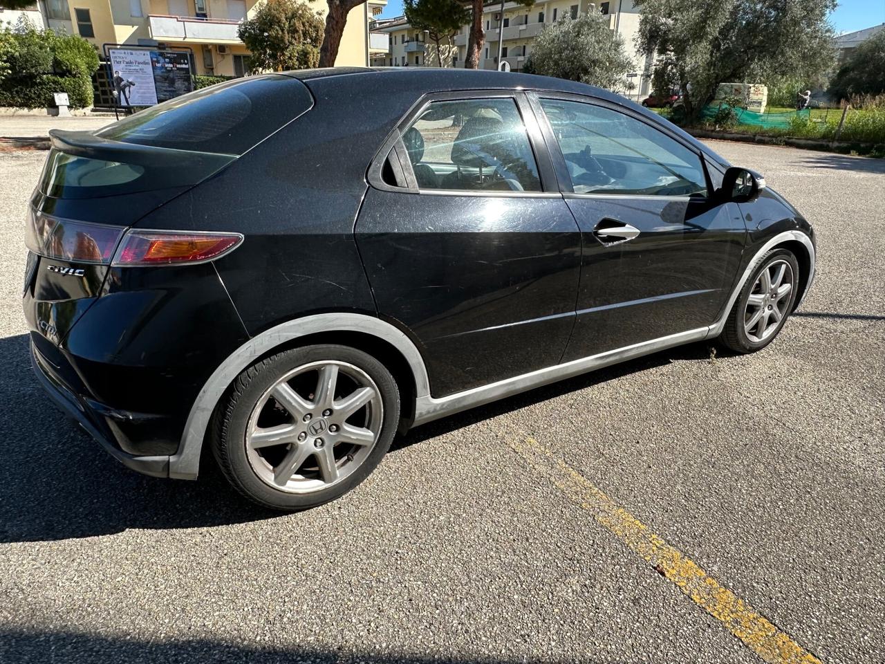 Honda Civic 2.2 i-CTDi 5p. Executive i-P 2006.