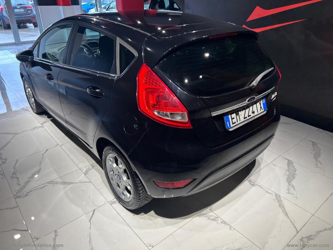 FORD Fiesta 1.4 GPL 5p. Titanium