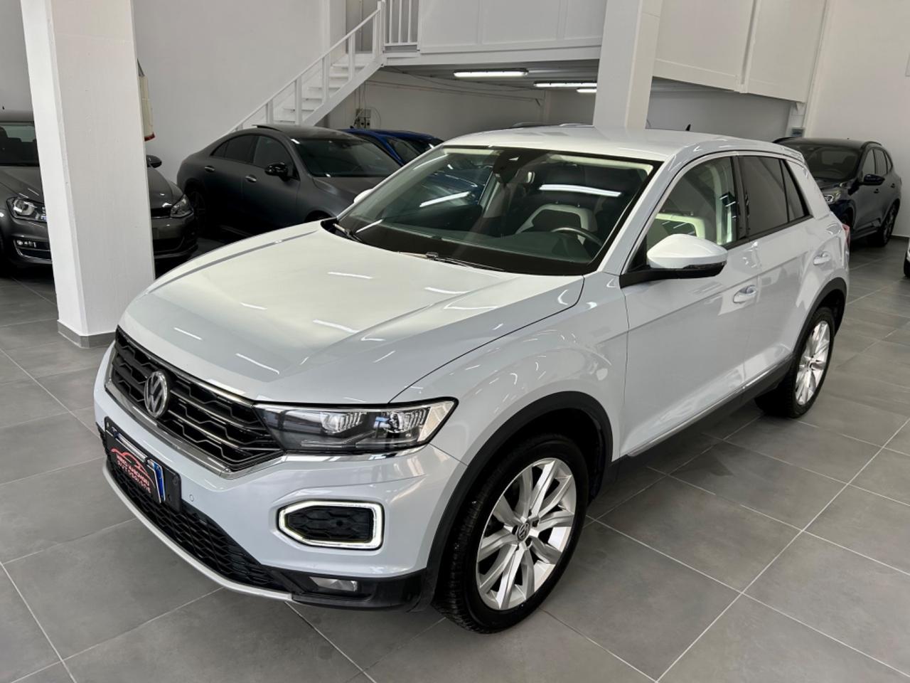 VW T-Roc 1.6 TDI SCR Style FULL finanziabile