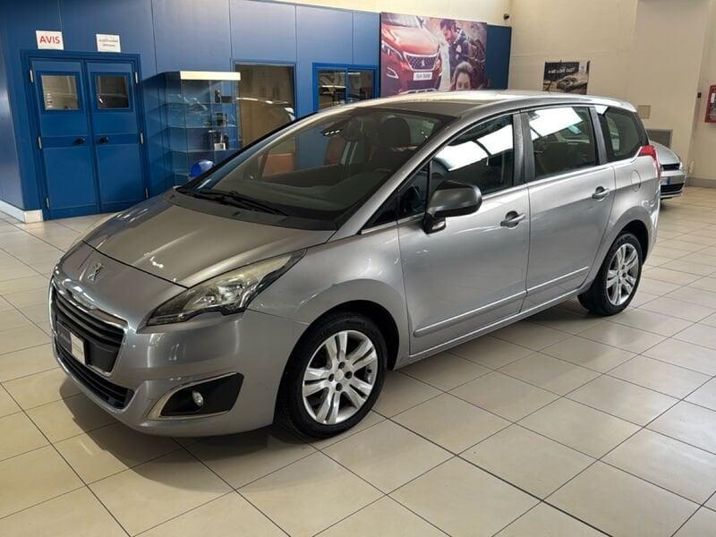 Peugeot 5008 1.6 8v HDi 115cv Allure FAP
