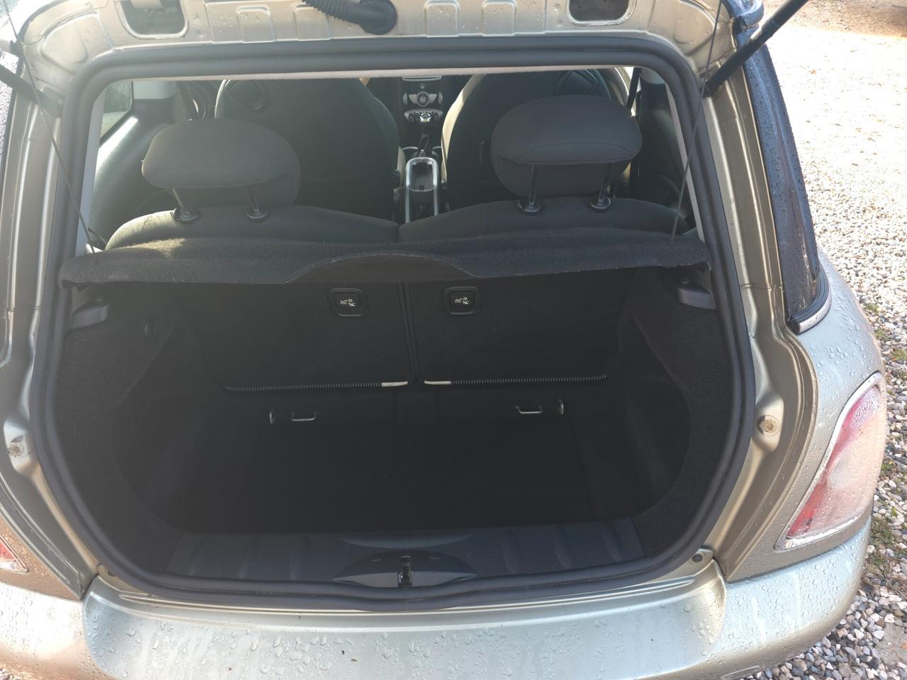 Mini 1.6 16V Cooper D