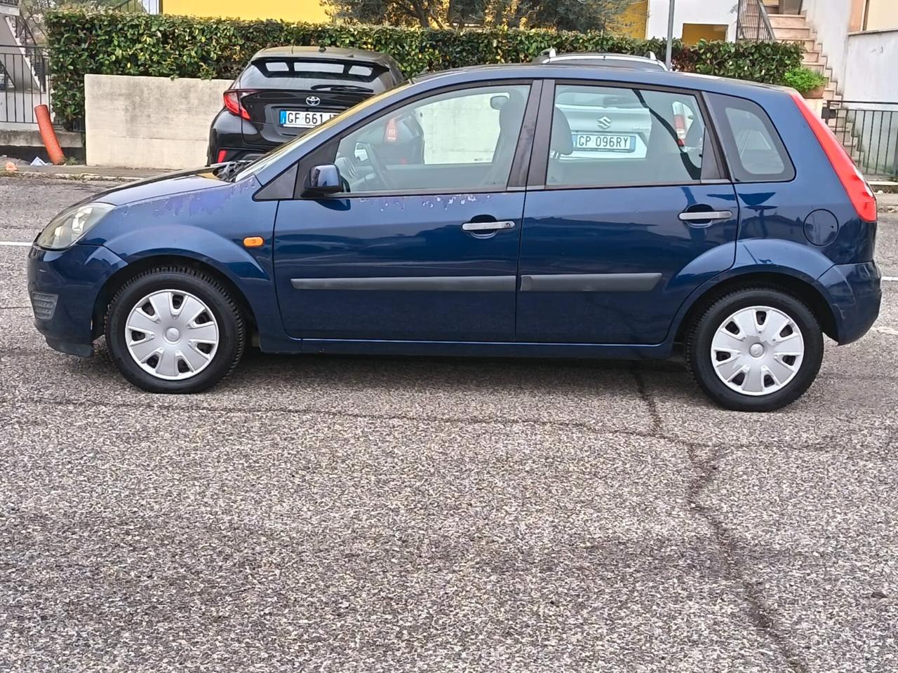Ford Fiesta 1.2 16V 5p. Ghia NEOPATENTATI KM ORIGINALI EURO4