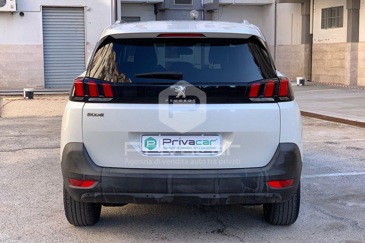 PEUGEOT 5008 BlueHDi 120 S&S Business