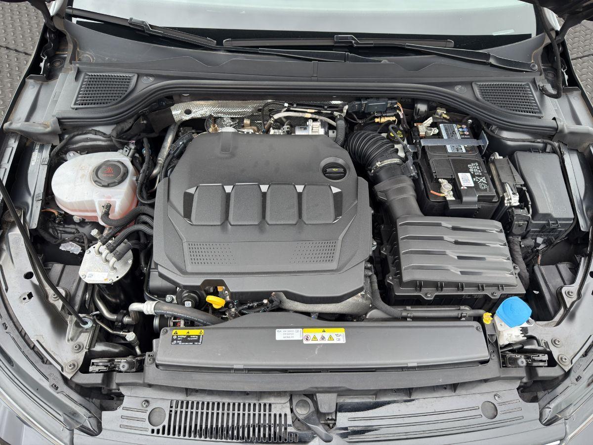 VOLKSWAGEN - Golf - 2.0 TDI 115CV 5p. Sport Edition BMT