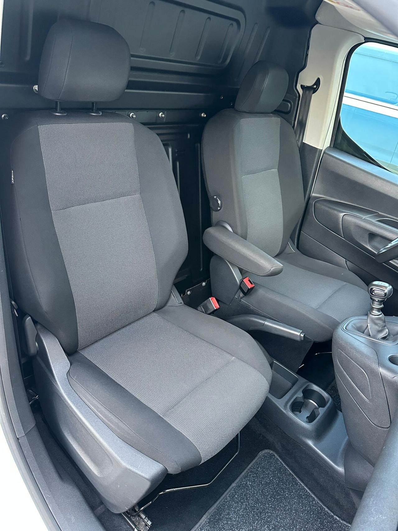 Opel Combo Cargo 1.5 Diesel 100CV PC 650kg Edition