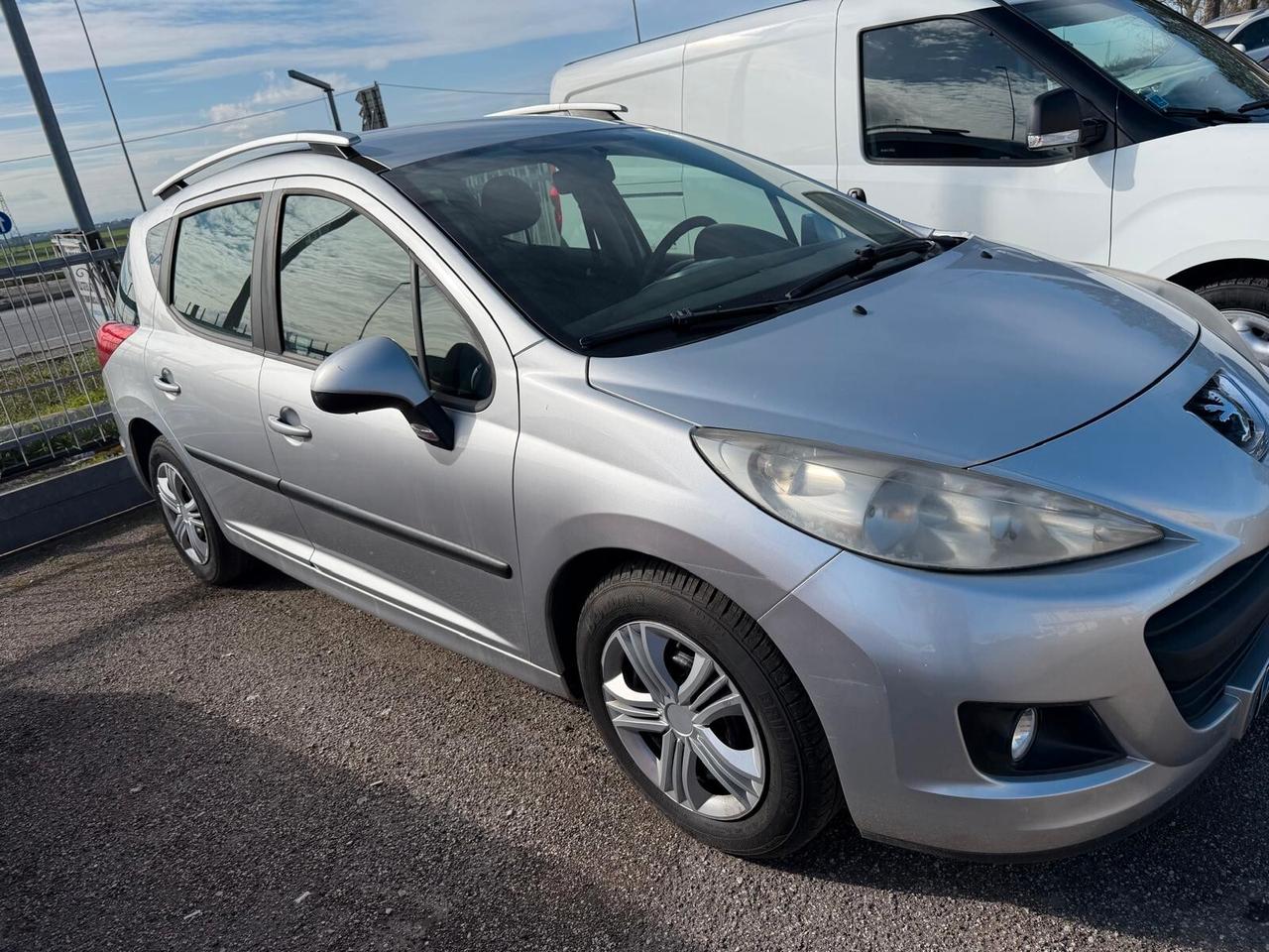 Peugeot 207 1.4 8V 75CV SW X Line ECO GPL