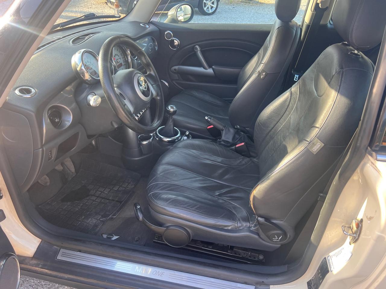 Mini 1.6 16V One Park Lane