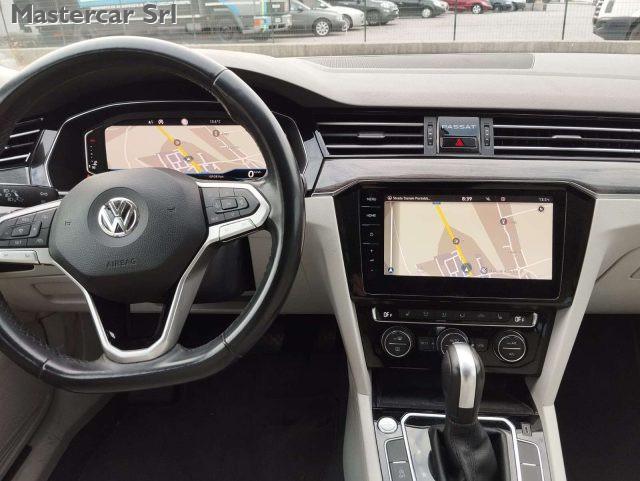 VOLKSWAGEN Passat Variant 2.0 TDI Executive 190cv DSG- GA265XW